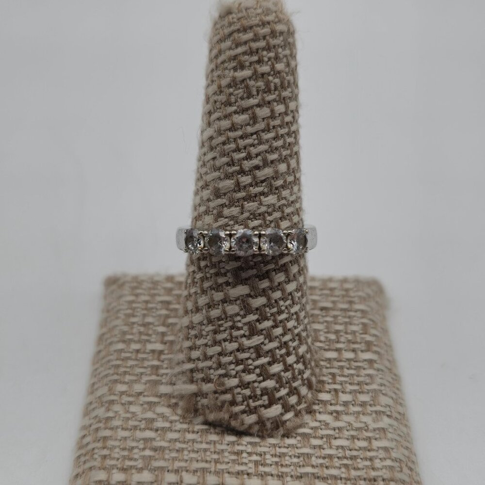 Size 8 Sterling Silver Round Cubic Zirconia Gems Worn Band Ring A3461